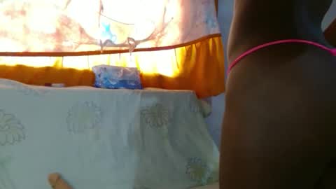 Snapshot of mely1002 chatting on October 17, 2025, 1:46 pm mely tomson online show from October 17, 2025, 1:46 pm