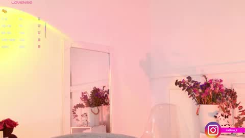 Melissa online show from November 11, 2025, 9:48 pm