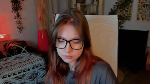 Snapshot of memorycadence chatting on September 24, 2025, 3:48 pm Mia online show from September 24, 2025, 3:48 pm