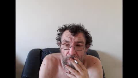 Snapshot of memyself8 chatting on September 27, 2025, 10:09 am memyself8 online show from September 27, 2025, 10:09 am