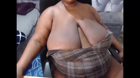 bigboobsass online show from November 4, 2025, 6:07 pm