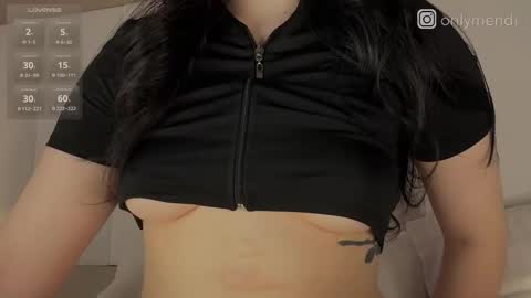 Snapshot of menndi chatting on October 31, 2025, 10:05 am menndi online show from October 31, 2025, 10:05 am