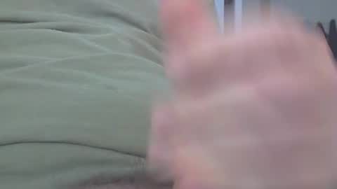 Snapshot of menuke chatting on December 8, 2024, 1:46 am Manuke online show from December 8, 2024, 1:46 am