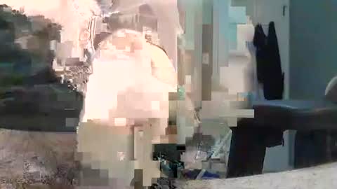 Snapshot of menuke chatting on January 4, 2025, 5:16 am Manuke online show from January 4, 2025, 5:16 am