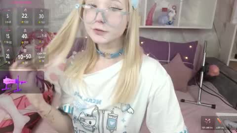 Snapshot of meowkakitty chatting on November 3, 2025, 2:13 am MeowkaKitty online show from November 3, 2025, 2:13 am