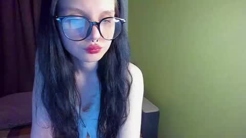 Snapshot of meowli chatting on February 4, 2025, 2:10 pm meowli online show from February 4, 2025, 2:10 pm