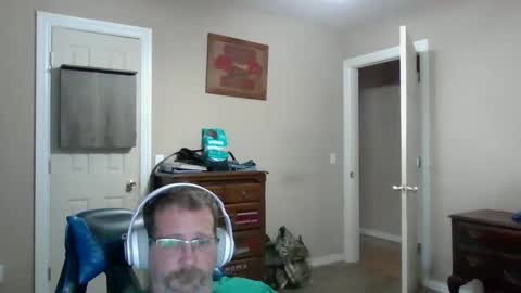 Snapshot of mercer1977 chatting on September 22, 2025, 3:03 pm mercer1977 online show from September 22, 2025, 3:03 pm