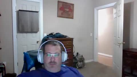 Snapshot of mercer1977 chatting on October 26, 2025, 5:41 pm mercer1977 online show from October 26, 2025, 5:41 pm