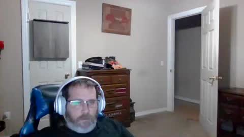 Snapshot of mercer1977 chatting on December 5, 2025, 1:31 pm mercer1977 online show from December 5, 2025, 1:31 pm