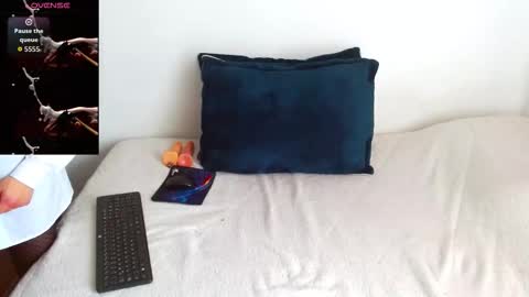 Snapshot of mercurymuscle chatting on October 2, 2025, 3:52 pm Mercury independet model online show from October 2, 2025, 3:52 pm