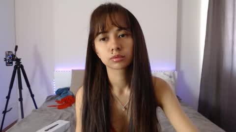 meriannabell online show from September 11, 2025, 7:08 am