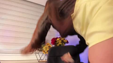 Merida  online show from March 8, 2025, 3:56 pm