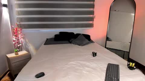 Merida  online show from October 29, 2025, 12:40 pm