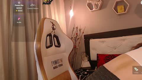 Snapshot of meriiiidaa chatting on November 12, 2025, 3:18 am meriiiidaa online show from November 12, 2025, 3:18 am