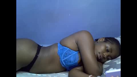 merlin_queen online show from September 23, 2025, 6:33 pm