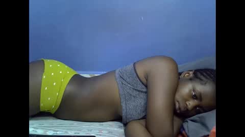 merlin_queen online show from October 18, 2025, 6:37 am