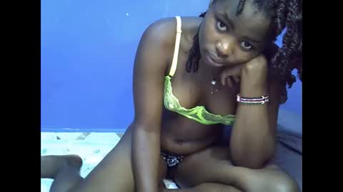 merlin_queen online show from November 22, 2025, 7:18 am