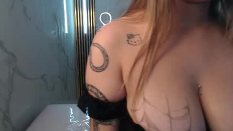 Snapshot of merloth_sub chatting on January 18, 2025, 6:13 am Merloth online show from January 18, 2025, 6:13 am