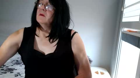 mery3881 online show from November 30, 2025, 12:20 pm