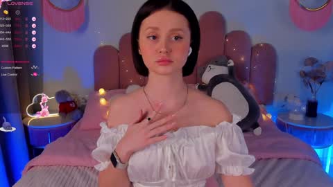 Anna online show from February 5, 2025, 6:46 am