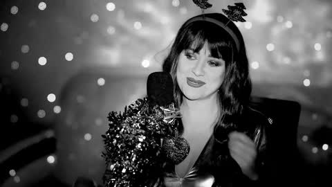 Snapshot of mesaland chatting on December 23, 2024, 6:05 pm Meskhimusic online show from December 23, 2024, 6:05 pm