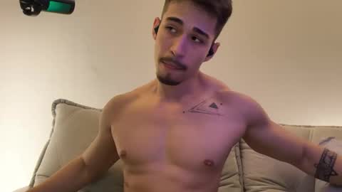 mettew22cm online show from December 20, 2025, 2:51 am