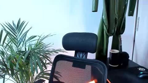 Snapshot of meurief chatting on October 11, 2025, 3:32 pm Meurif online show from October 11, 2025, 3:32 pm