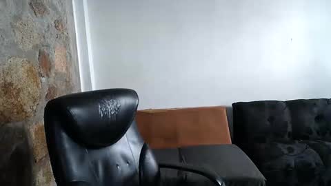 mexatre online show from October 4, 2025, 11:36 pm