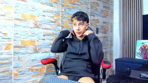 Snapshot of mexwilliams chatting on November 22, 2025, 12:59 pm mexwilliams online show from November 22, 2025, 12:59 pm