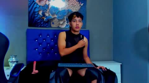 Snapshot of mexwilliams chatting on November 25, 2025, 1:22 pm mexwilliams online show from November 25, 2025, 1:22 pm