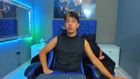 Snapshot of mexwilliams chatting on November 27, 2025, 1:13 pm mexwilliams online show from November 27, 2025, 1:13 pm