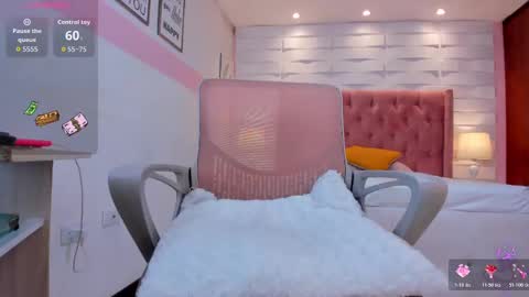 Snapshot of mhellissaw chatting on November 20, 2025, 10:37 am melissa online show from November 20, 2025, 10:37 am