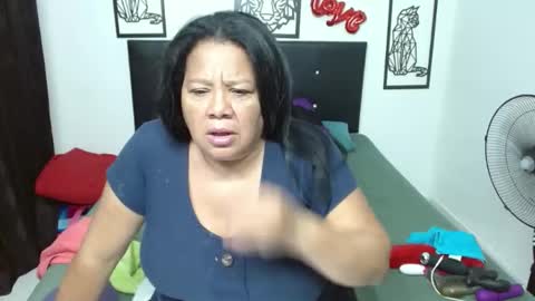 Snapshot of mhia1972 chatting on September 26, 2025, 6:01 pm mhia1972 online show from September 26, 2025, 6:01 pm