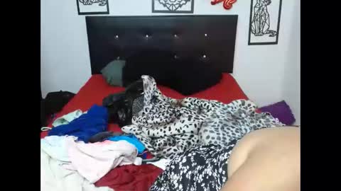 Snapshot of mhia1972 chatting on October 21, 2025, 9:59 pm mhia1972 online show from October 21, 2025, 9:59 pm