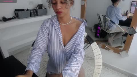 Snapshot of mhulattahot_ chatting on January 5, 2025, 2:27 am Mulata Spencer online show from January 5, 2025, 2:27 am
