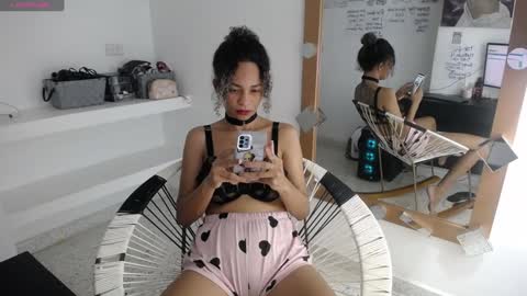 Snapshot of mhulattahot_ chatting on January 26, 2025, 3:59 am Mulata Spencer online show from January 26, 2025, 3:59 am