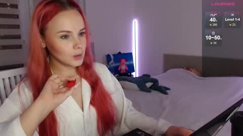 Snapshot of mi_cherry chatting on March 5, 2025, 6:45 pm Alice online show from March 5, 2025, 6:45 pm