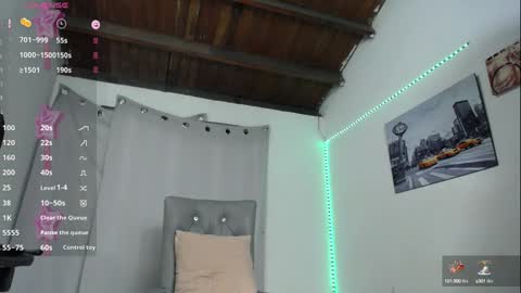 Mia online show from December 27, 2024, 4:04 am