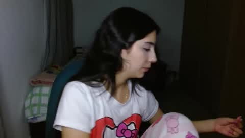 Mia online show from September 27, 2025, 3:44 am