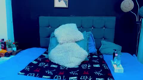 Snapshot of mia__xx1 chatting on November 30, 2025, 6:01 pm C A L L M E M I A online show from November 30, 2025, 6:01 pm