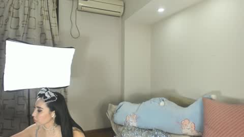 Snapshot of mia_choo chatting on February 6, 2025, 7:29 pm Ami online show from February 6, 2025, 7:29 pm