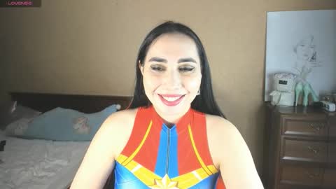 Snapshot of mia_choo chatting on December 2, 2025, 8:30 am Ami online show from December 2, 2025, 8:30 am