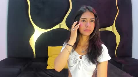 Snapshot of mia_clark18 chatting on November 8, 2025, 4:18 pm mia_clark18 online show from November 8, 2025, 4:18 pm