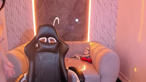 Snapshot of mia_collins_b chatting on November 14, 2025, 1:10 pm mia_collins_b online show from November 14, 2025, 1:10 pm