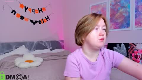 Snapshot of mia_ferd chatting on October 29, 2025, 2:47 am Mia online show from October 29, 2025, 2:47 am