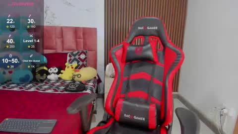 M I A  online show from March 5, 2025, 2:45 pm