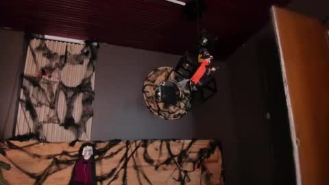 Snapshot of mia_jagger chatting on October 23, 2025, 11:42 am Val online show from October 23, 2025, 11:42 am