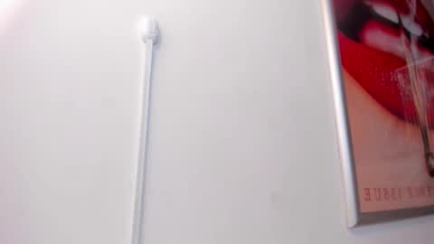 Snapshot of mia_jagger chatting on December 3, 2025, 12:03 pm Val online show from December 3, 2025, 12:03 pm