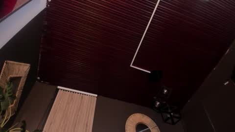 Snapshot of mia_jagger chatting on December 4, 2025, 11:19 am Val online show from December 4, 2025, 11:19 am