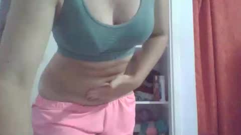Snapshot of mia_k02 chatting on October 21, 2025, 2:12 am Mia online show from October 21, 2025, 2:12 am